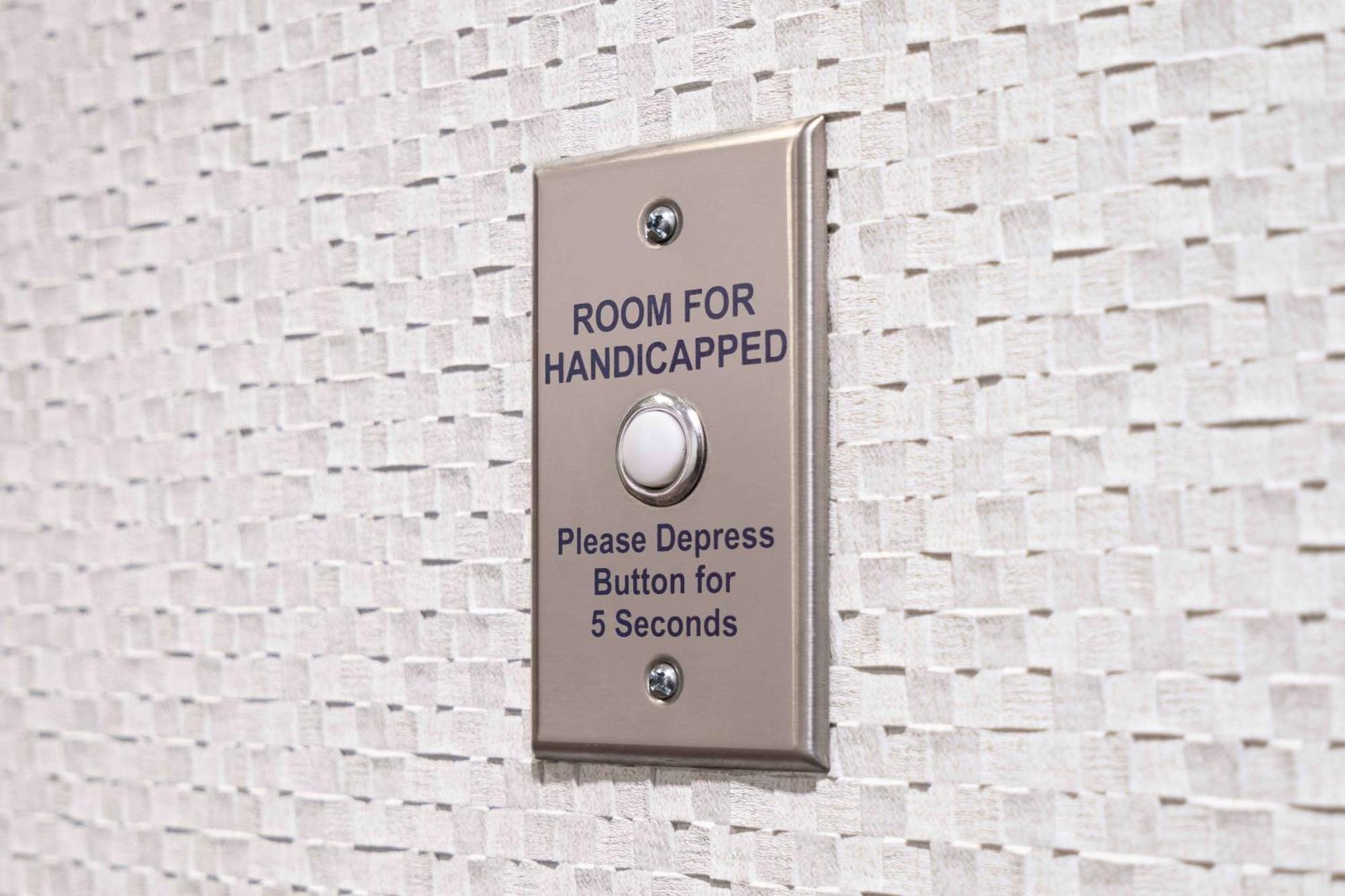 King Studio Roll Shower