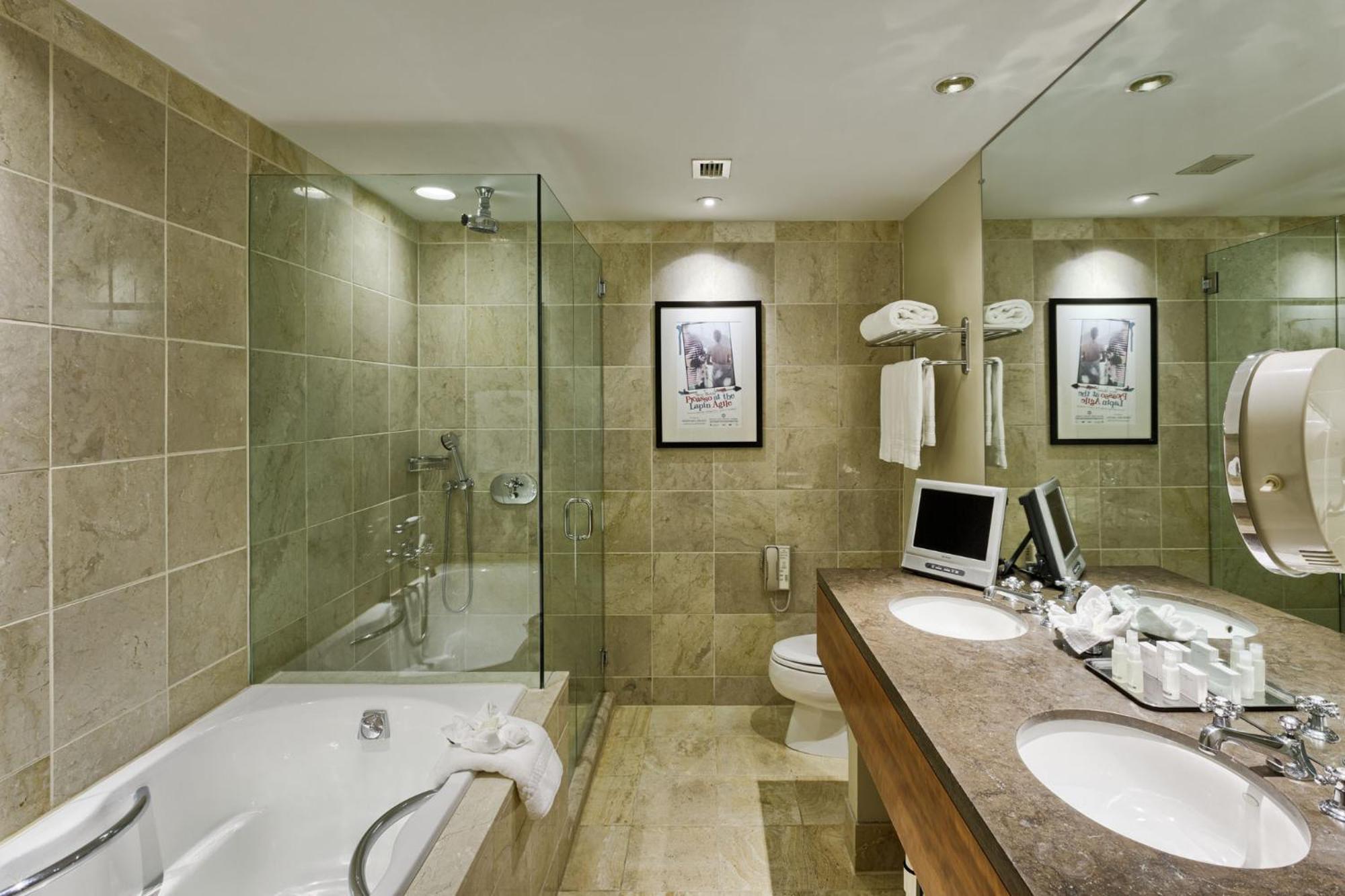 Deluxe Queen Room with Two Queen Beds,1210099345:JPEG