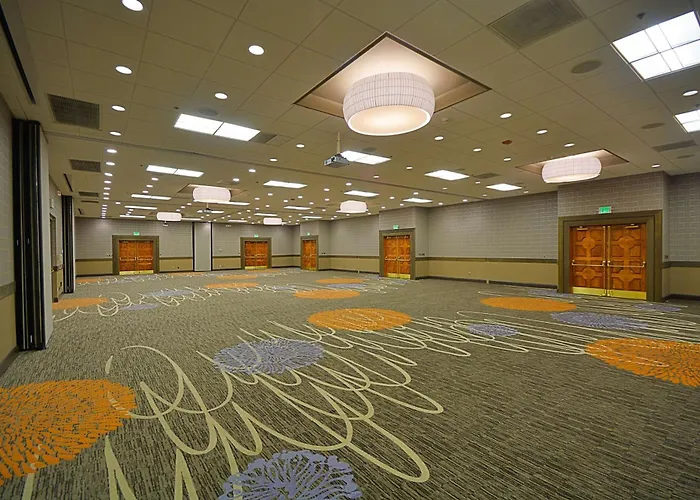 Embassy Suites By Hilton Denver Central Park